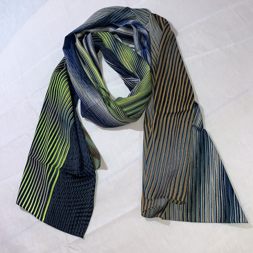 Geometric striped silky scarf wrap gently used condition